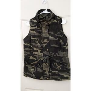 Vintage Love Tree Green Camo Utility Vest Small, Zip & Snap Button Army Cargo